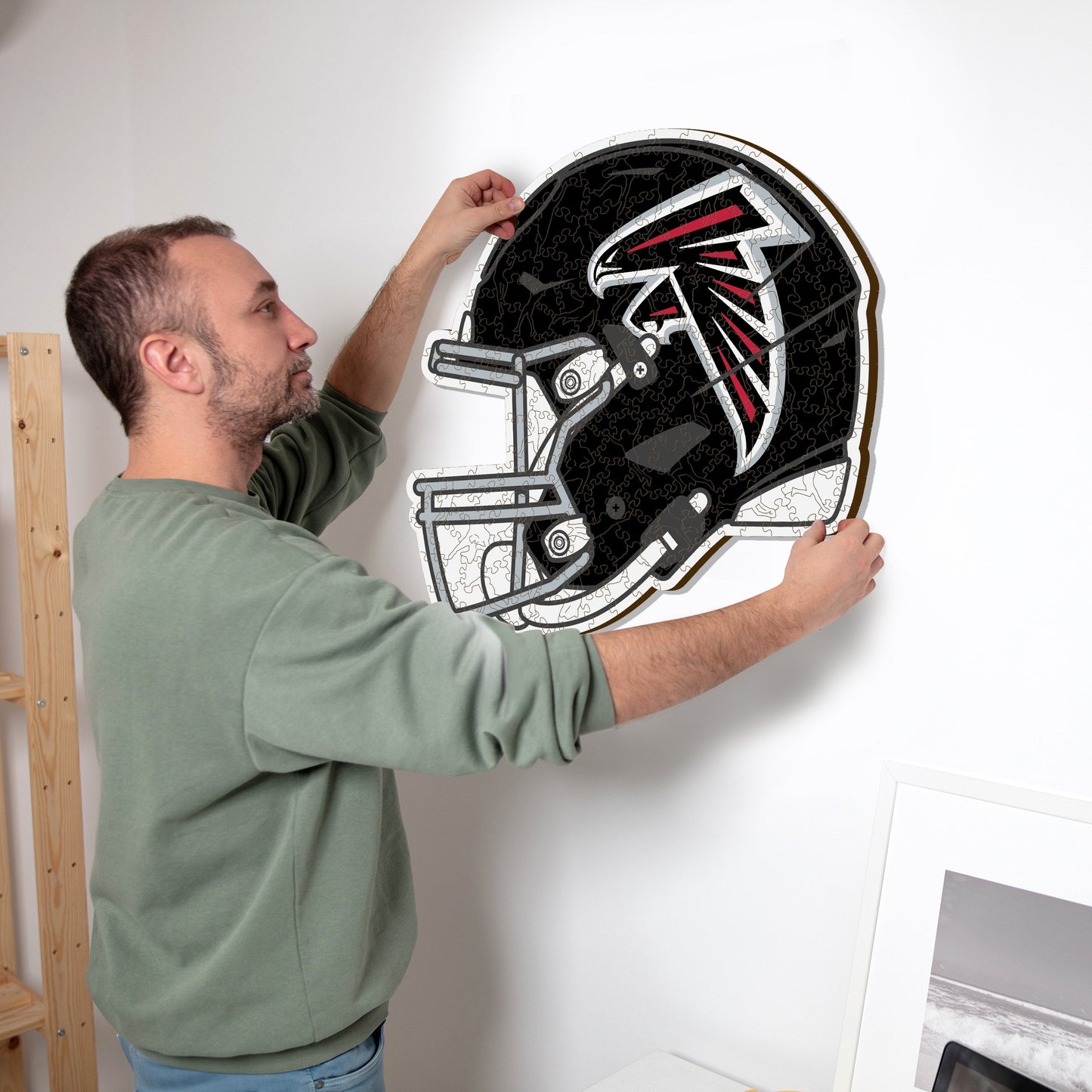 Atlanta Falcons™ Casco - Rompecabezas de Madera