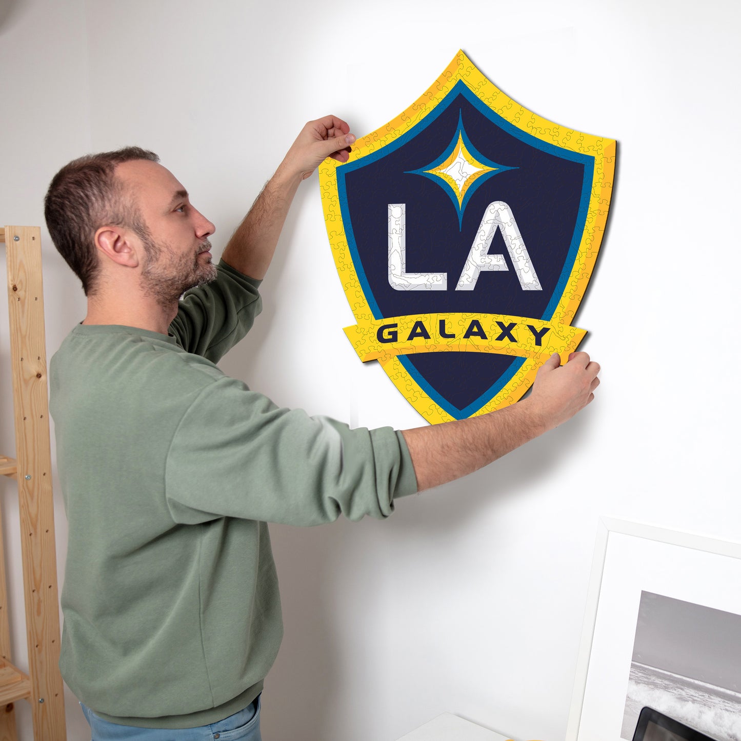 LA Galaxy® Escudo - Rompecabezas de Madera