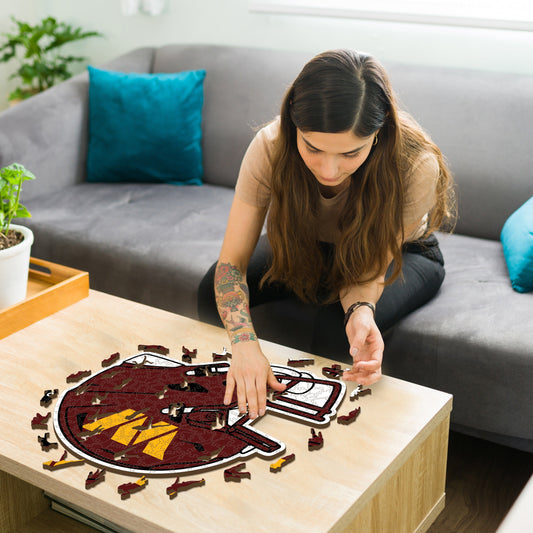 Washington Commanders™ Casco - Rompecabezas de Madera