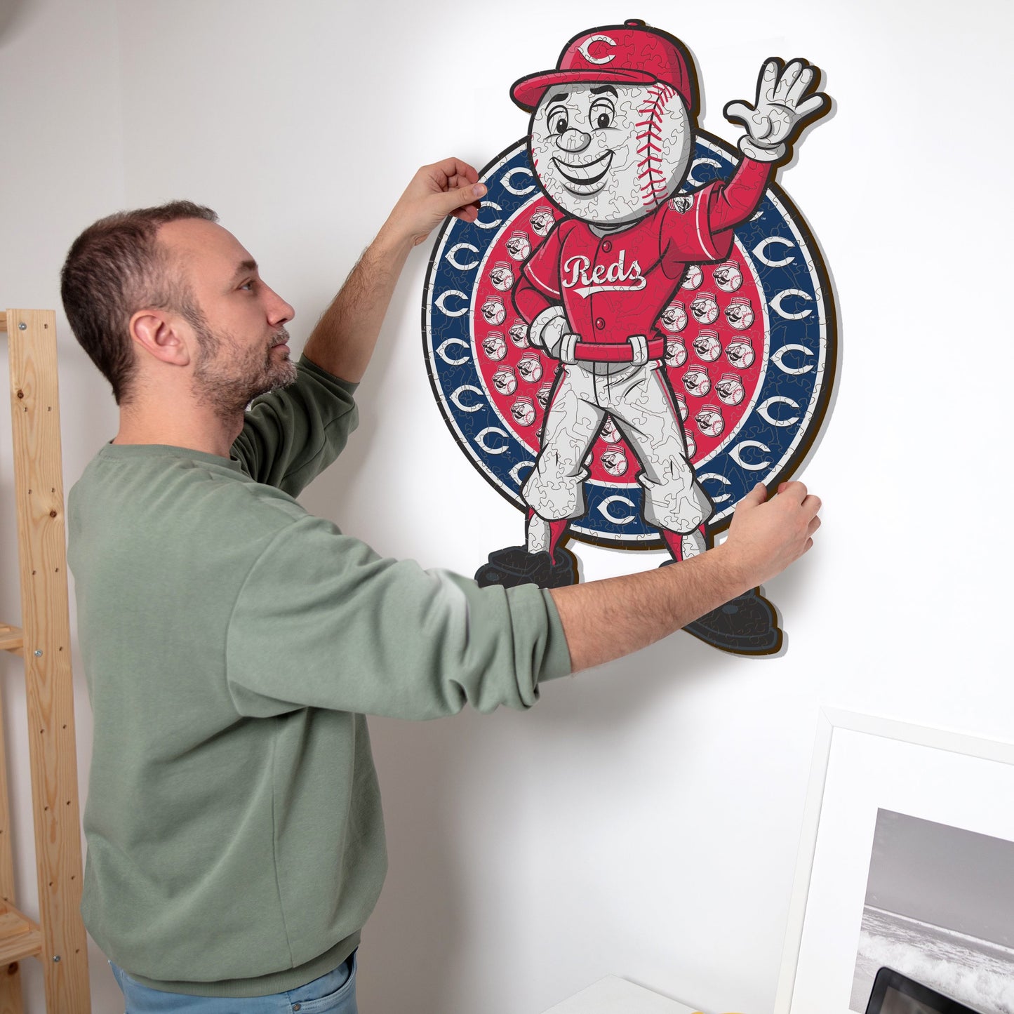 Cincinnati Reds™ Mascota - Rompecabezas de Madera
