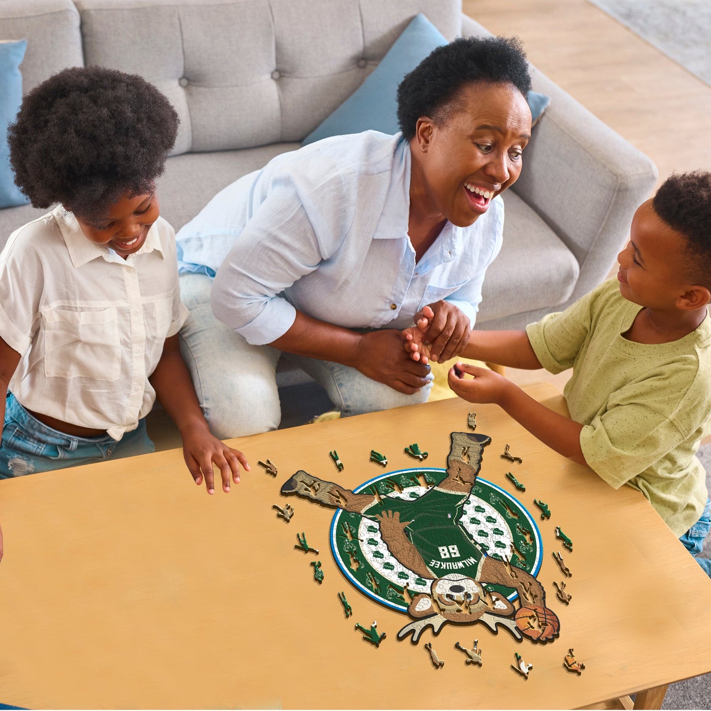 Milwaukee Bucks™ Mascota Rompecabezas de Madera