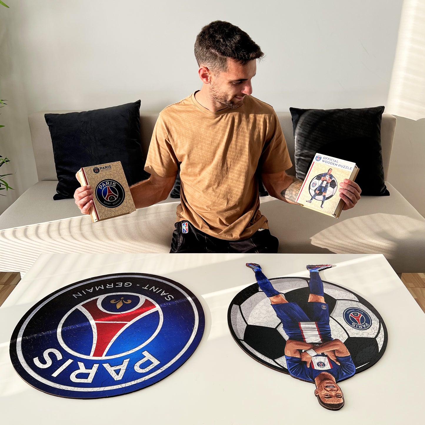 2 PACK PSG FC® Escudo + Kylian Mbappé